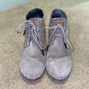 SOLD TOMS Booties